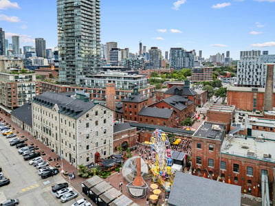 210 - 33 Mill St, Toronto, ON