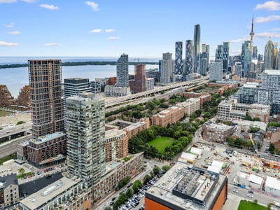 210 - 33 Mill St, Toronto, ON