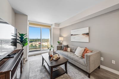 LPH06-75 King William Cres., Richmond Hill, ON