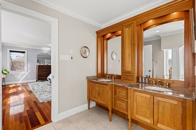 981 Shore Drive, Bedford, NS
