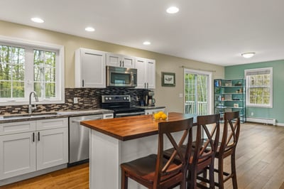 109 Langford Road, Raymond, NH