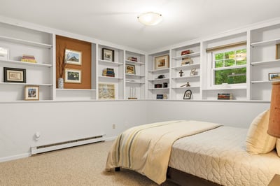 6 Millstream Drive, Exeter, NH