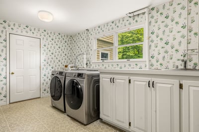 6 Millstream Drive, Exeter, NH