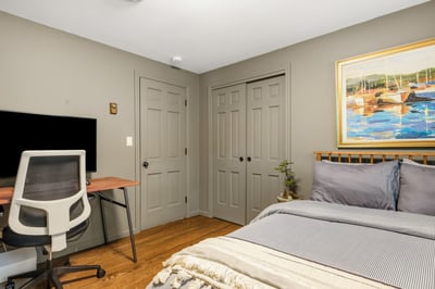 6 Millstream Drive, Exeter, NH