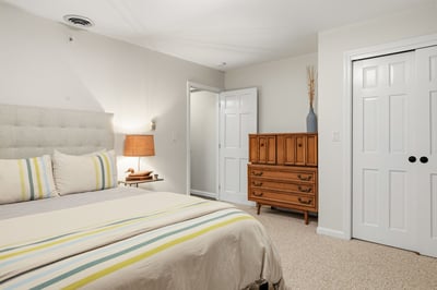 6 Millstream Drive, Exeter, NH