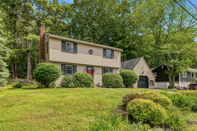 42 Harding Road, Portsmouth, NH