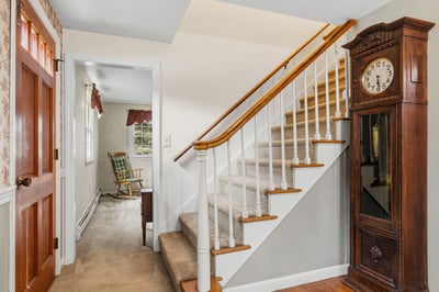 42 Harding Road, Portsmouth, NH