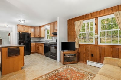 42 Harding Road, Portsmouth, NH