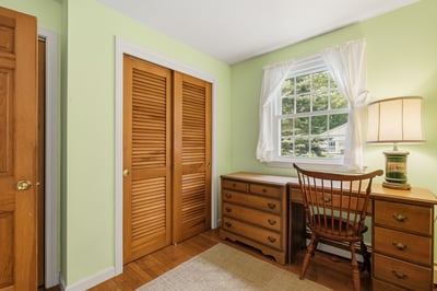 42 Harding Road, Portsmouth, NH