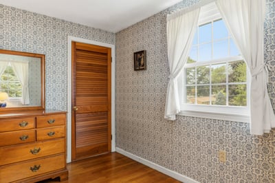 42 Harding Road, Portsmouth, NH