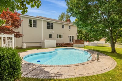 61 Bunker Hill Avenue, Stratham, NH