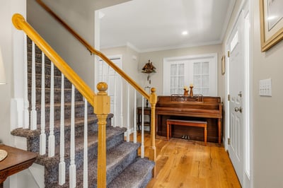 61 Bunker Hill Avenue, Stratham, NH