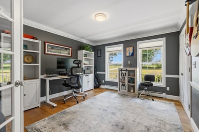 61 Bunker Hill Avenue, Stratham, NH
