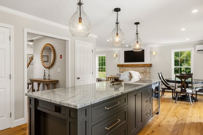 61 Bunker Hill Avenue, Stratham, NH