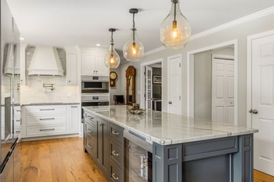 61 Bunker Hill Avenue, Stratham, NH