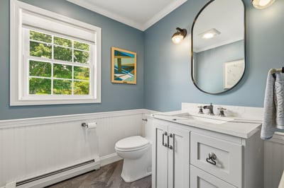 61 Bunker Hill Avenue, Stratham, NH