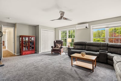 61 Bunker Hill Avenue, Stratham, NH