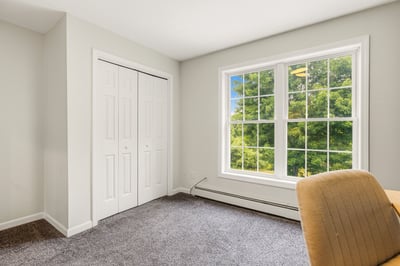 61 Bunker Hill Avenue, Stratham, NH