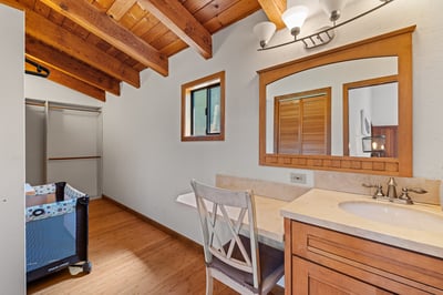 1595 Warm Springs Rd, Glen Ellen, CA