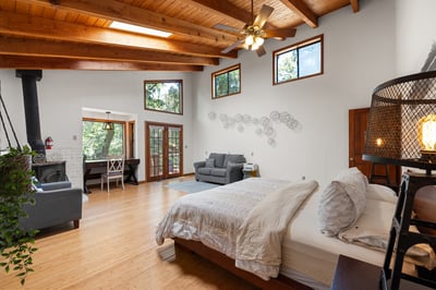 1595 Warm Springs Rd, Glen Ellen, CA