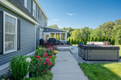 48 Summer Road, Berlin, MA