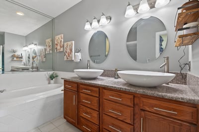 5804 Woodstock Point, Virginia Beach, VA