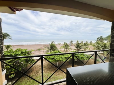 Beach Life, Jacó, Costa Rica