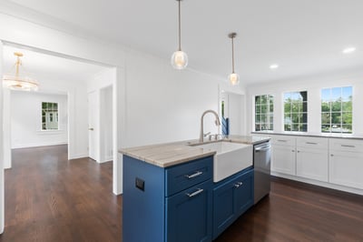1296 Hilton Dr, Marietta, GA