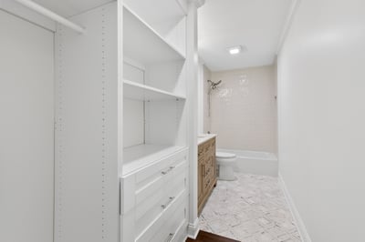 1296 Hilton Dr, Marietta, GA