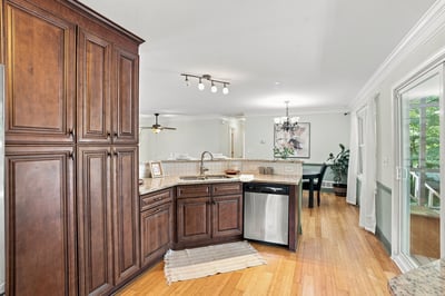 252 Shiloh Hills Dr NW, Kennesaw, GA