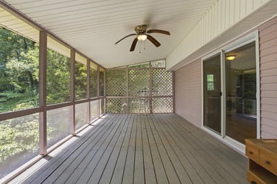 252 Shiloh Hills Dr NW, Kennesaw, GA