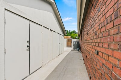 6102 Douglas Dr, Yakima, WA