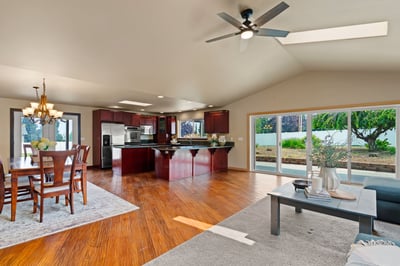 575 Parish Rd, Selah, WA