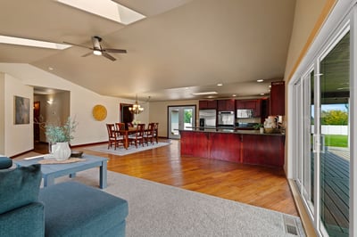 575 Parish Rd, Selah, WA