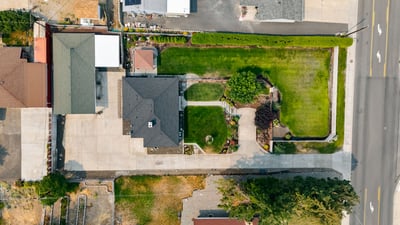 1102 W Fremont Ave, Selah, WA