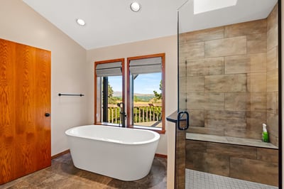 4701 Hilltop Lane, Yakima, WA