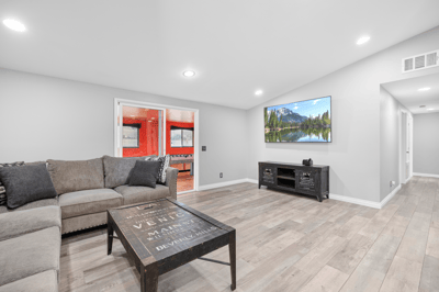 27836 Walnut Springs Ave, Santa Clarita, CA