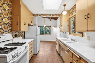 2132 Alcyona Dr, Los Angeles, CA