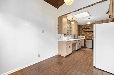 2132 Alcyona Dr, Los Angeles, CA