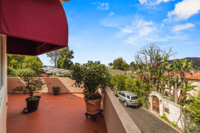 2132 Alcyona Dr, Los Angeles, CA