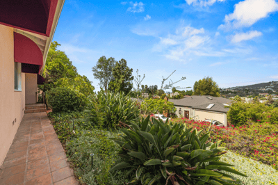 2132 Alcyona Dr, Los Angeles, CA