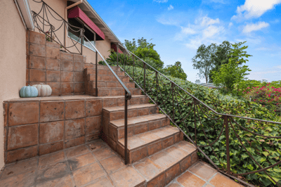 2132 Alcyona Dr, Los Angeles, CA