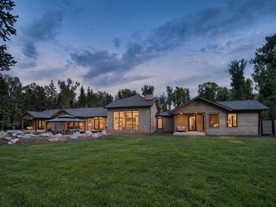 8910 Porter Loop, Jackson Hole, WY