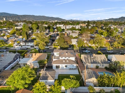 6051 Teesdale Ave, Valley Glen, CA