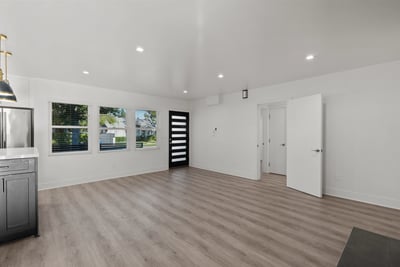 6051 Teesdale Ave, Valley Glen, CA