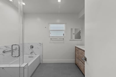 6051 Teesdale Ave, Valley Glen, CA