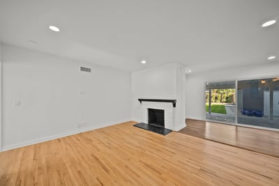 20776 Skouras Dr., Winnetka, CA