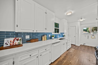20776 Skouras Dr., Winnetka, CA