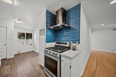20776 Skouras Dr., Winnetka, CA
