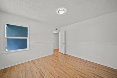20776 Skouras Dr., Winnetka, CA